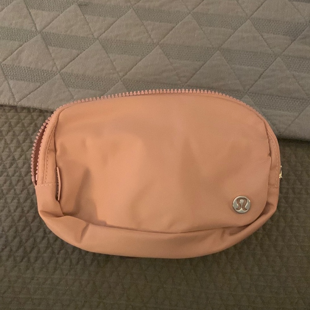 New Lululemon pink everywhere belt bag
